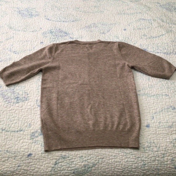 NWOT - Women’s Sweater - Picture 2 of 3